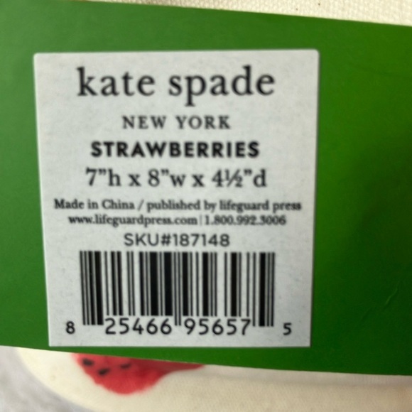 Kate Spade: Strawberry Print Cream Lunch Tote/Bag - Picture 4 of 16